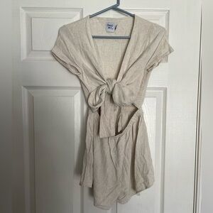 Princess Polly Cream Linen Romper size 4 Women’s